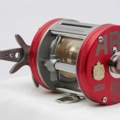 Abu Garcia Ambassadeur 6500CS -hyrräkela, 100vuotis -juhlakela (Vain Meiltä)