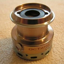 Okuma Octana OT-30 -varapuola