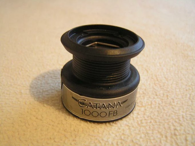 Shimano Catana 1000FB -varapuola 1 Shimano Catana 1000FB -varapuola